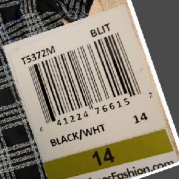 Midi Dress - Picture 3 of 4